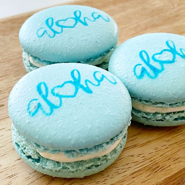 Passion Colada Macarons