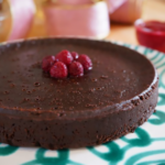 Chocolate-Orbit-Cake-600x600