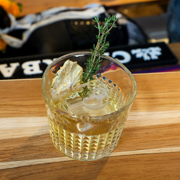 The Perfect Purée Yuzu Luxe Sour blend